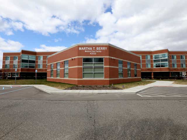 Death Toll Rises As Covid 19 Sweeps Through Nursing Homes In Michigan