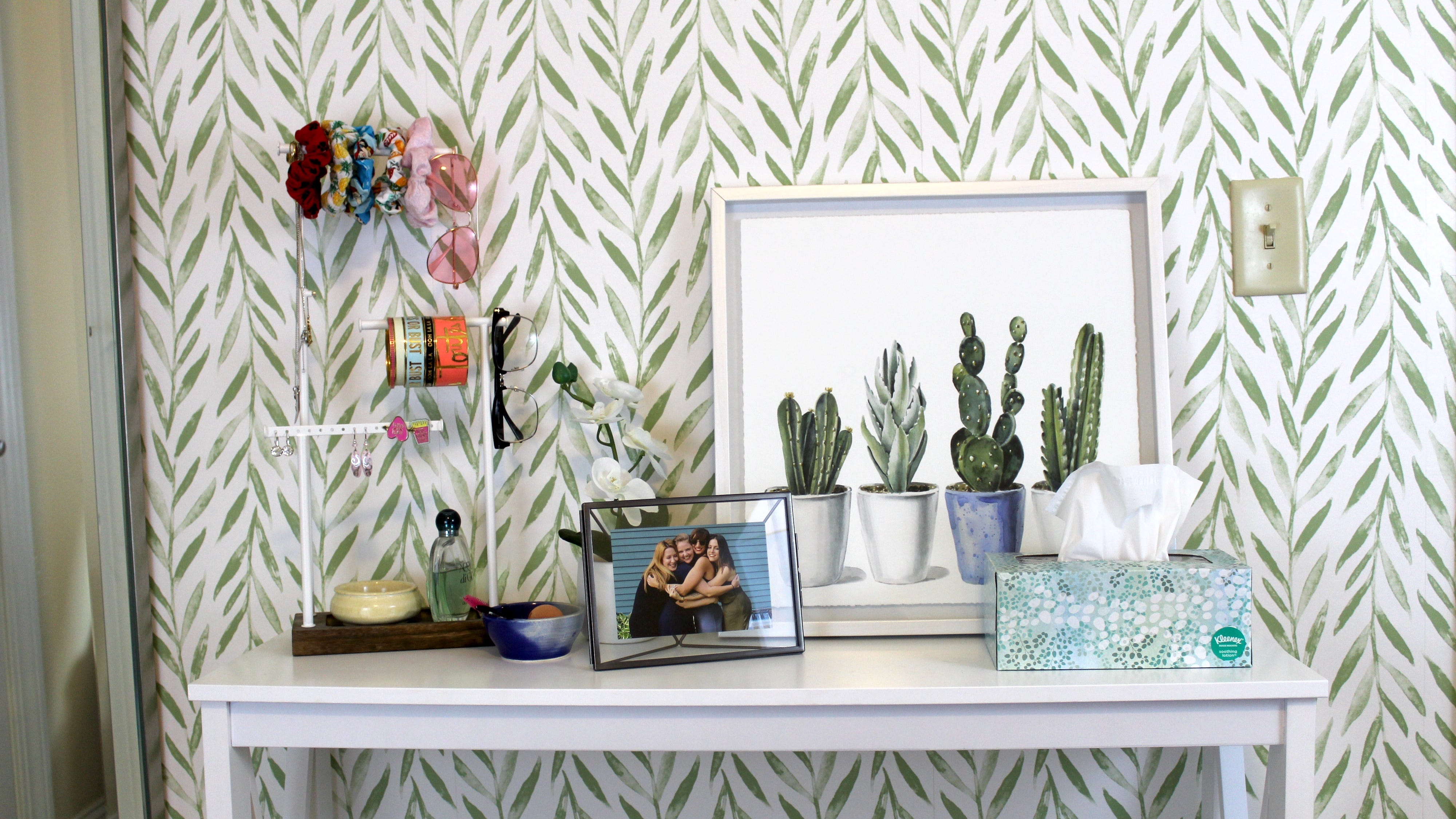 How to Hang Removable Wallpaper - Darling Darleen | A Lifestyle Design Blog