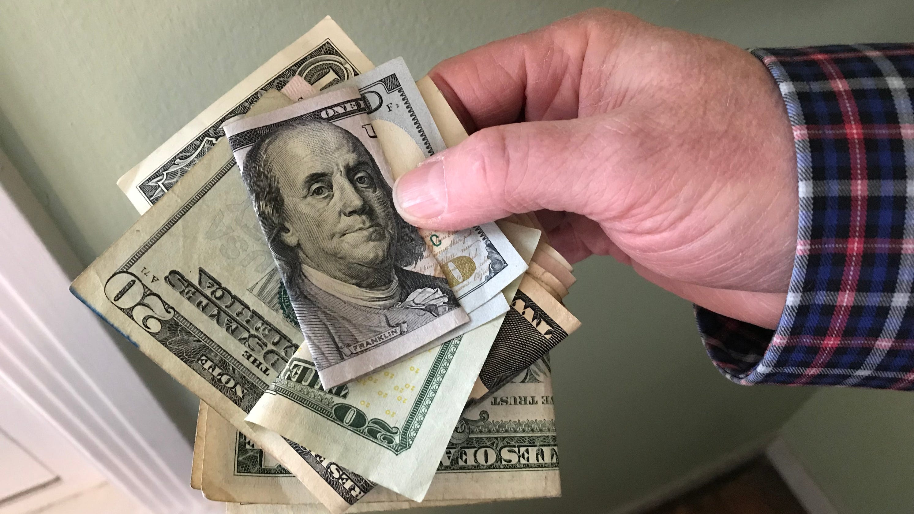 Irs Get My Payment Helps With Direct Deposit But Has Early Glitches