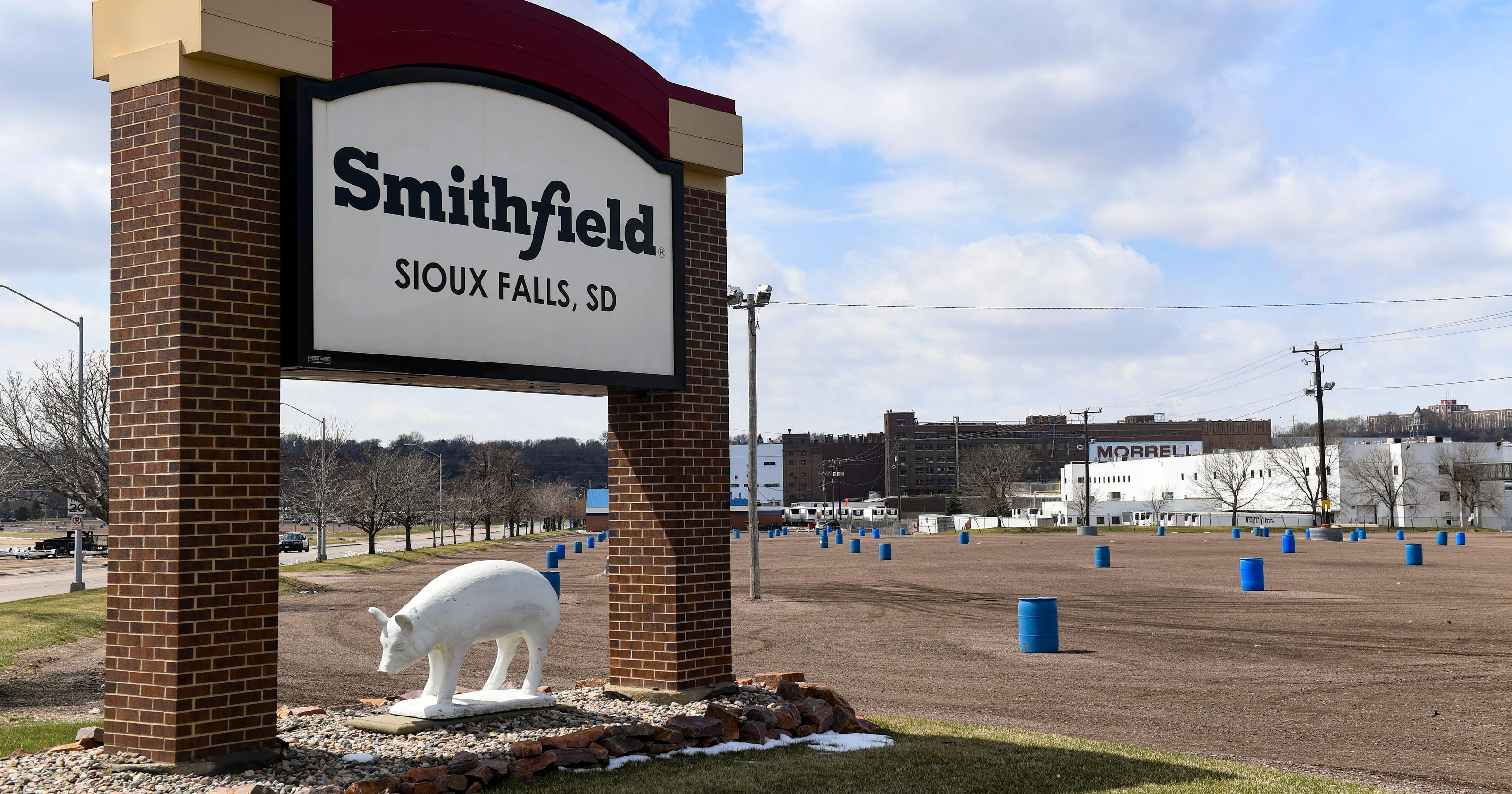 Sioux Falls' Smithfield Foods largest coronavirus hot spot