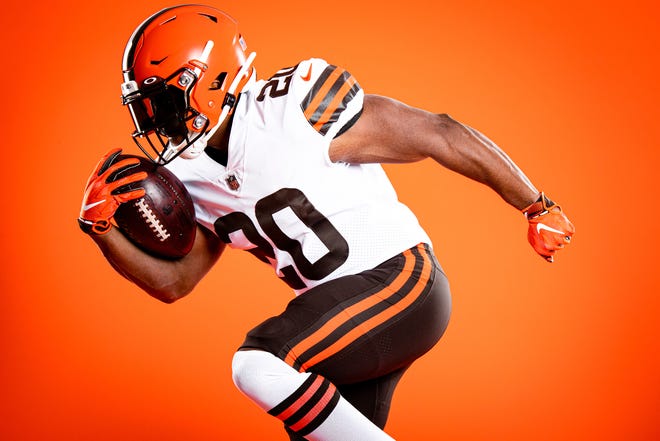 Cleveland Browns New Uniforms Resemble Ones They Used To Wear