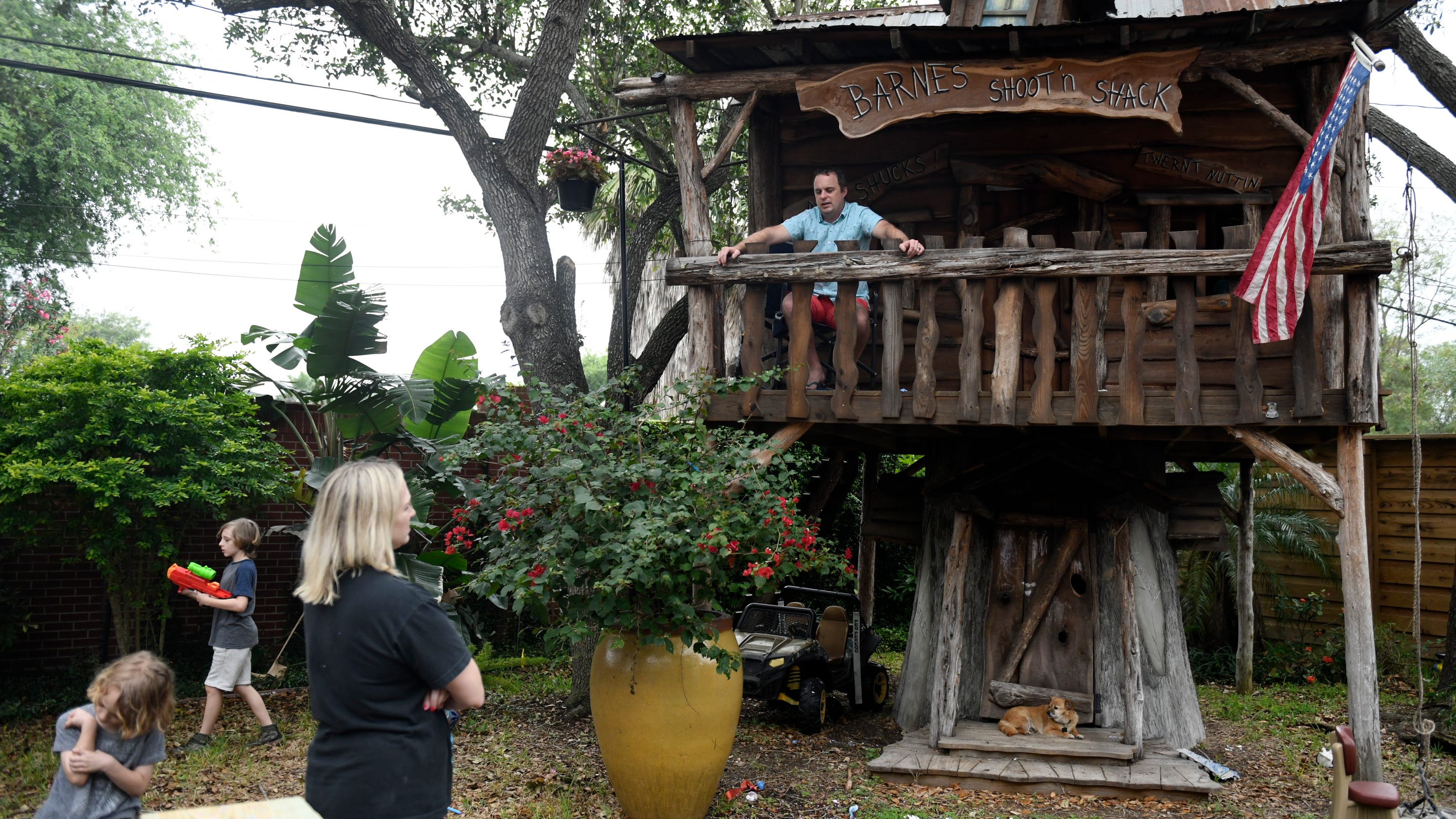Coronavirus Has Texas Er Doctor Self Isolating In Kids Treehouse