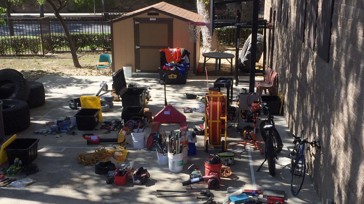 Oxnard man arrested on commercial burglary charges