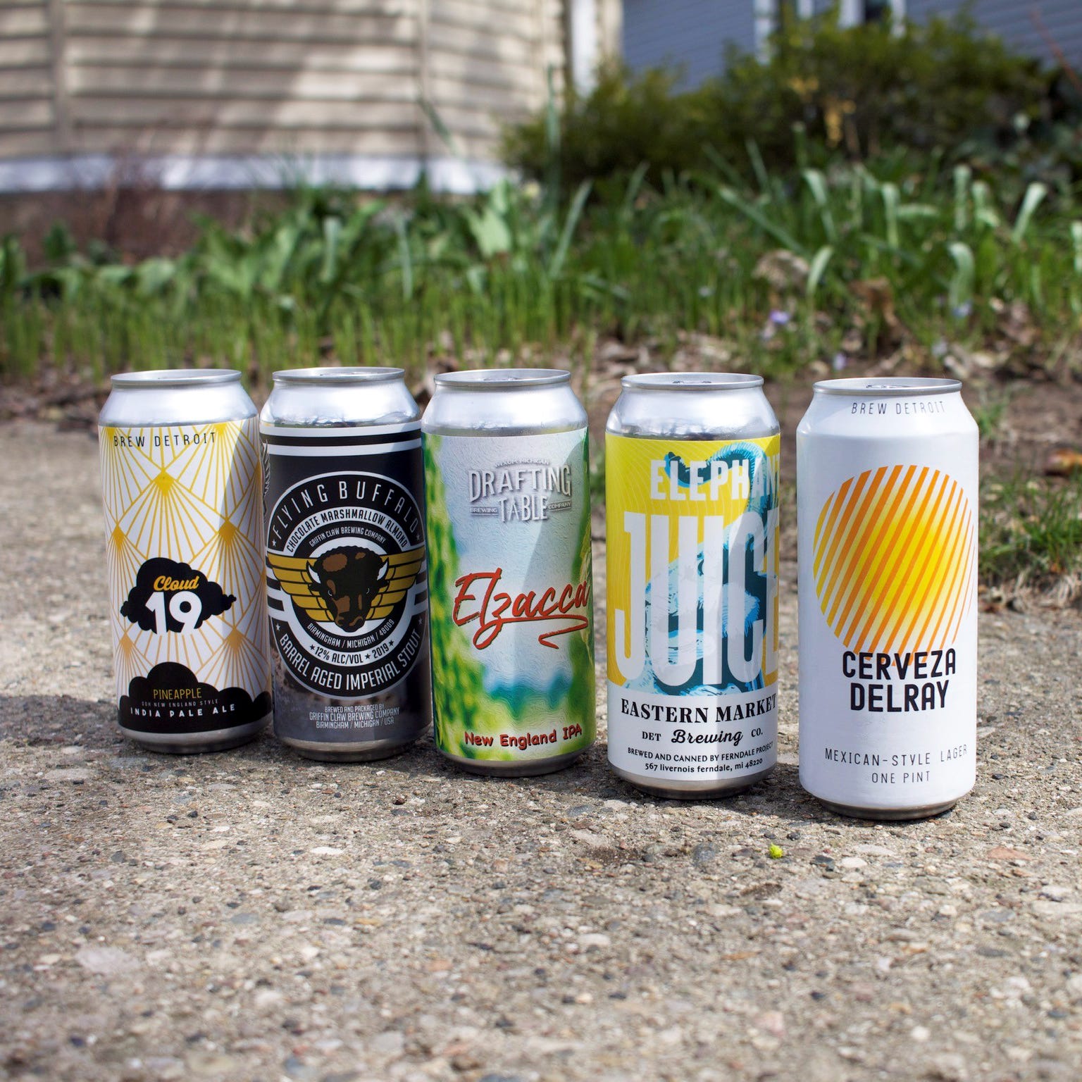 Here Are 30 Detroit Area Breweries Offering Curbside Pickup Delivery