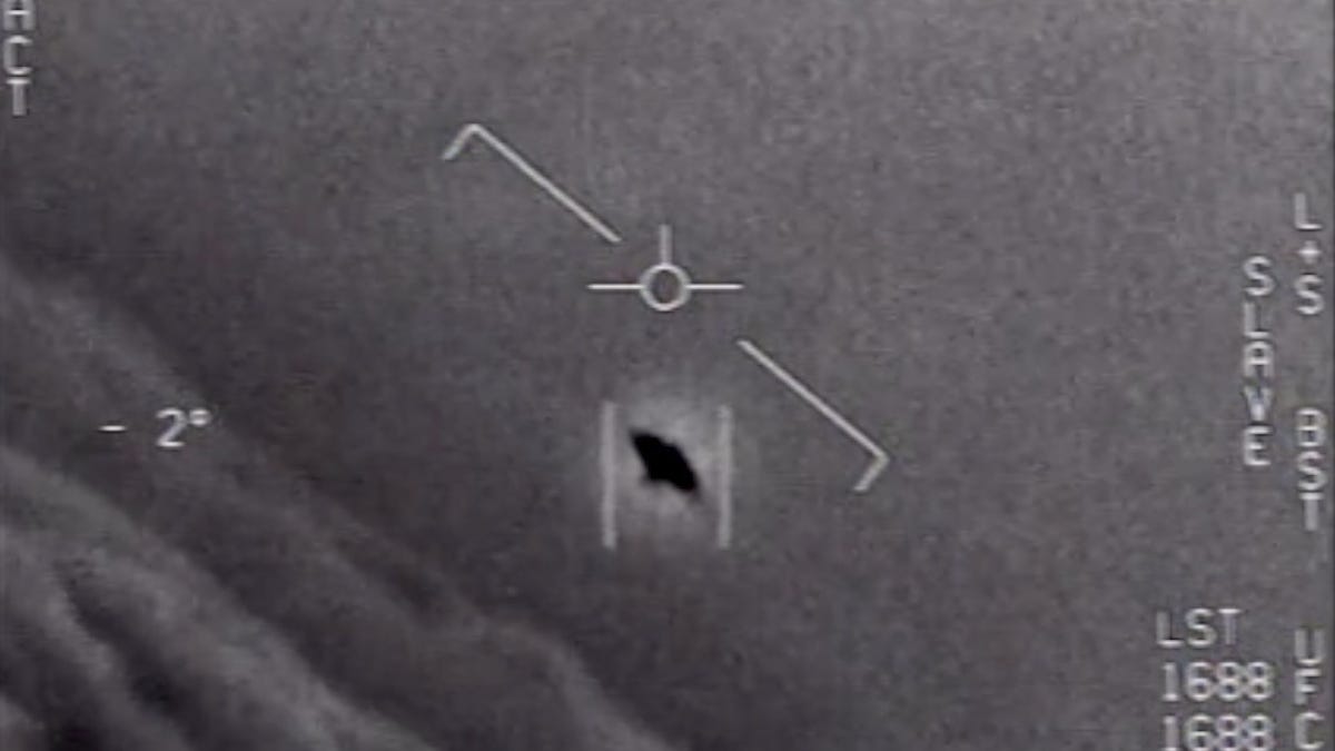 Footage released by DOD of 'unidentified aerial phenomena.'