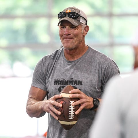 NFL Hall of Fame Class of 2016 quarterback Brett F