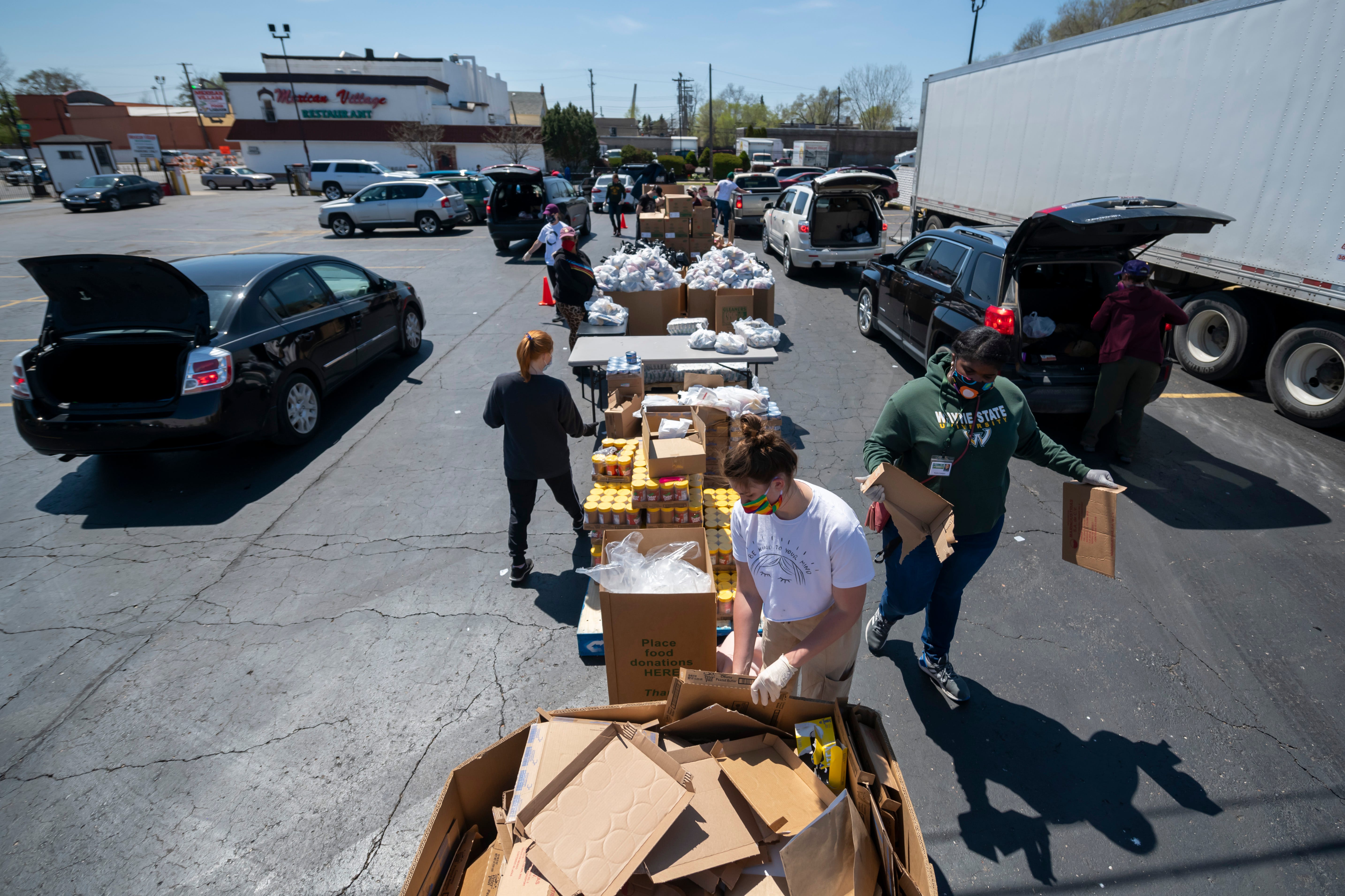 Michigan's food banks run dangerously low as demand skyrockets