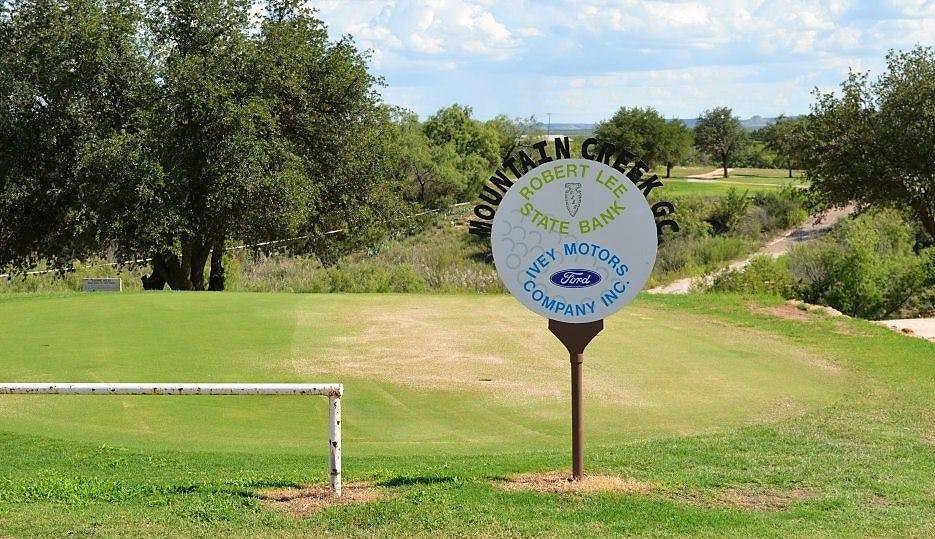 Small Texas town of Robert Lee home to championship golf tradition