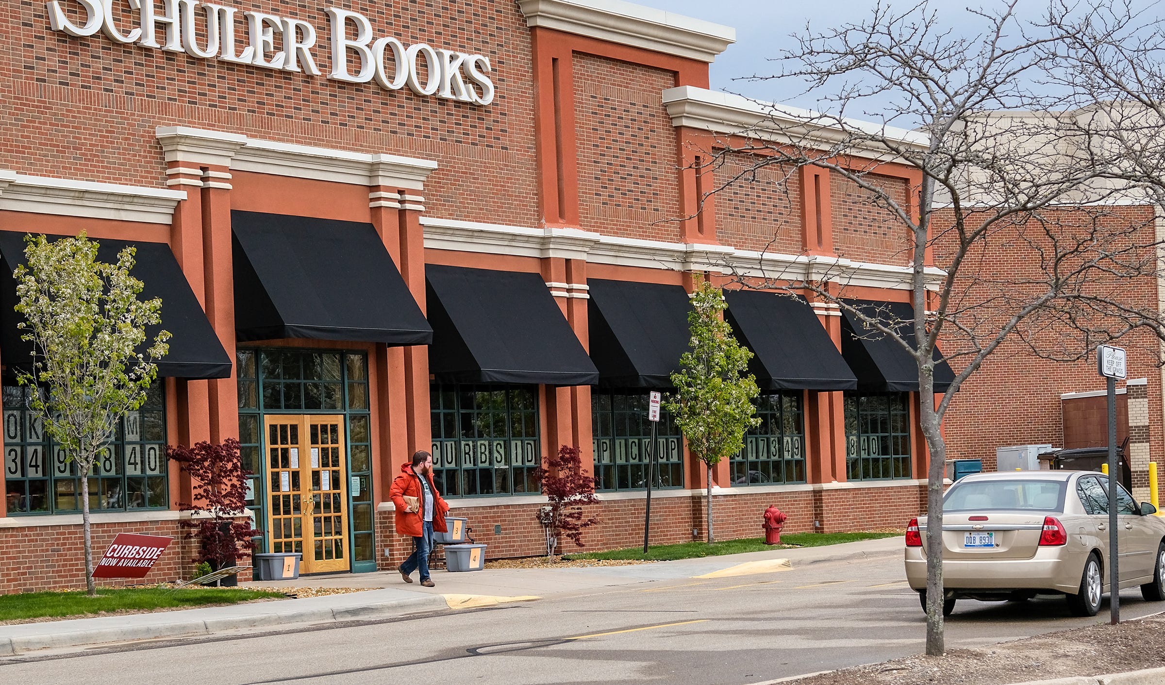 Lansing area malls begin reopening