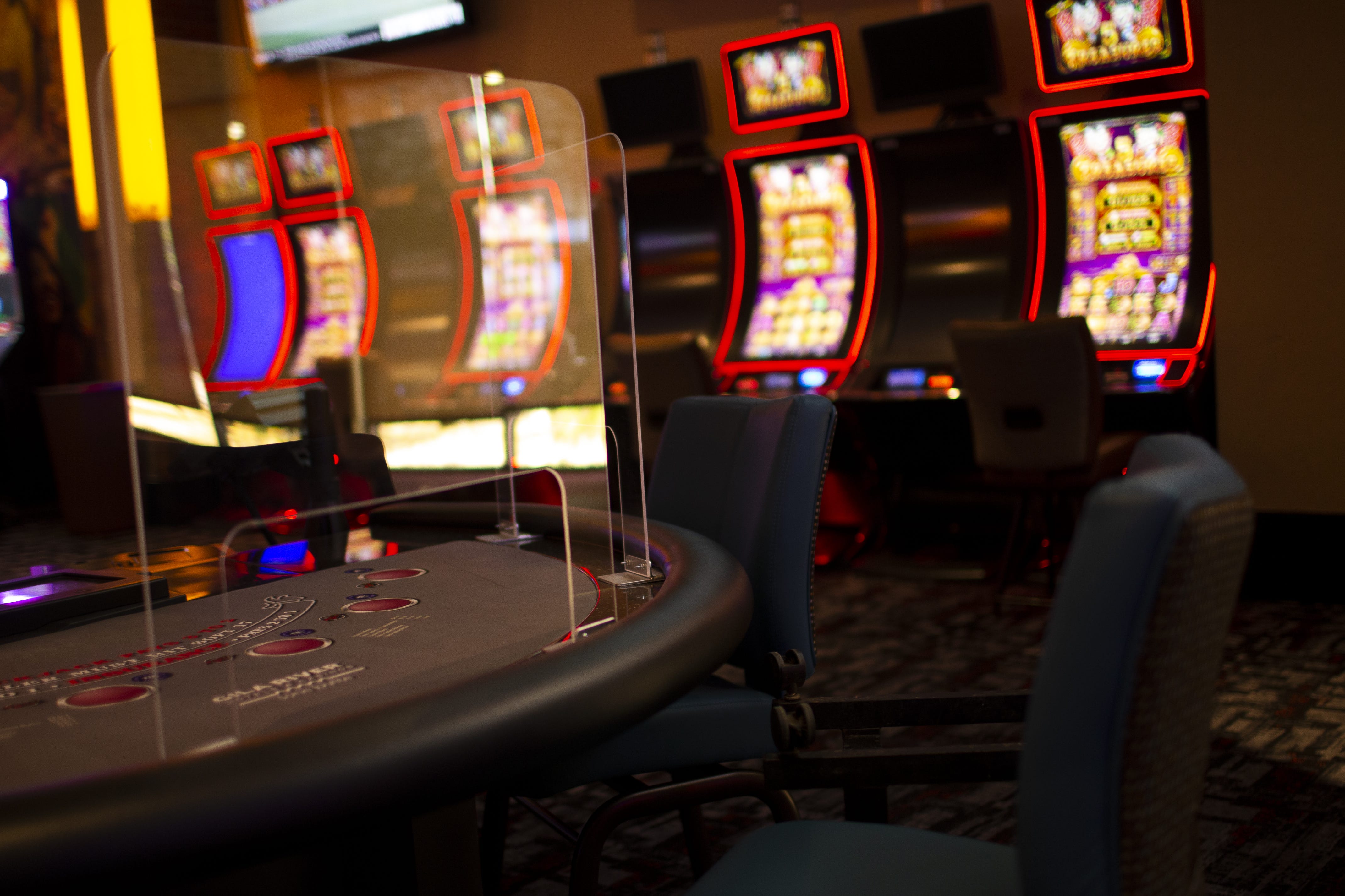 Casinos Gambling Rules – How To Play Well And Safe