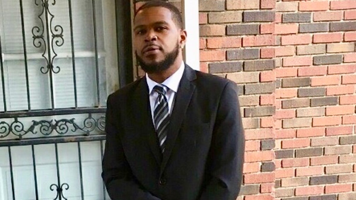 Breonna Taylor Case Lawyer Says Kenneth Walker Didn T Shoot Police