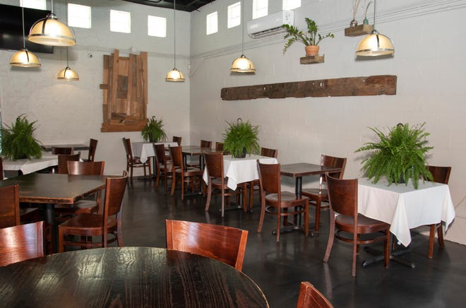 7 Pensacola favorites make awards 7 Pensacola favorites make awards