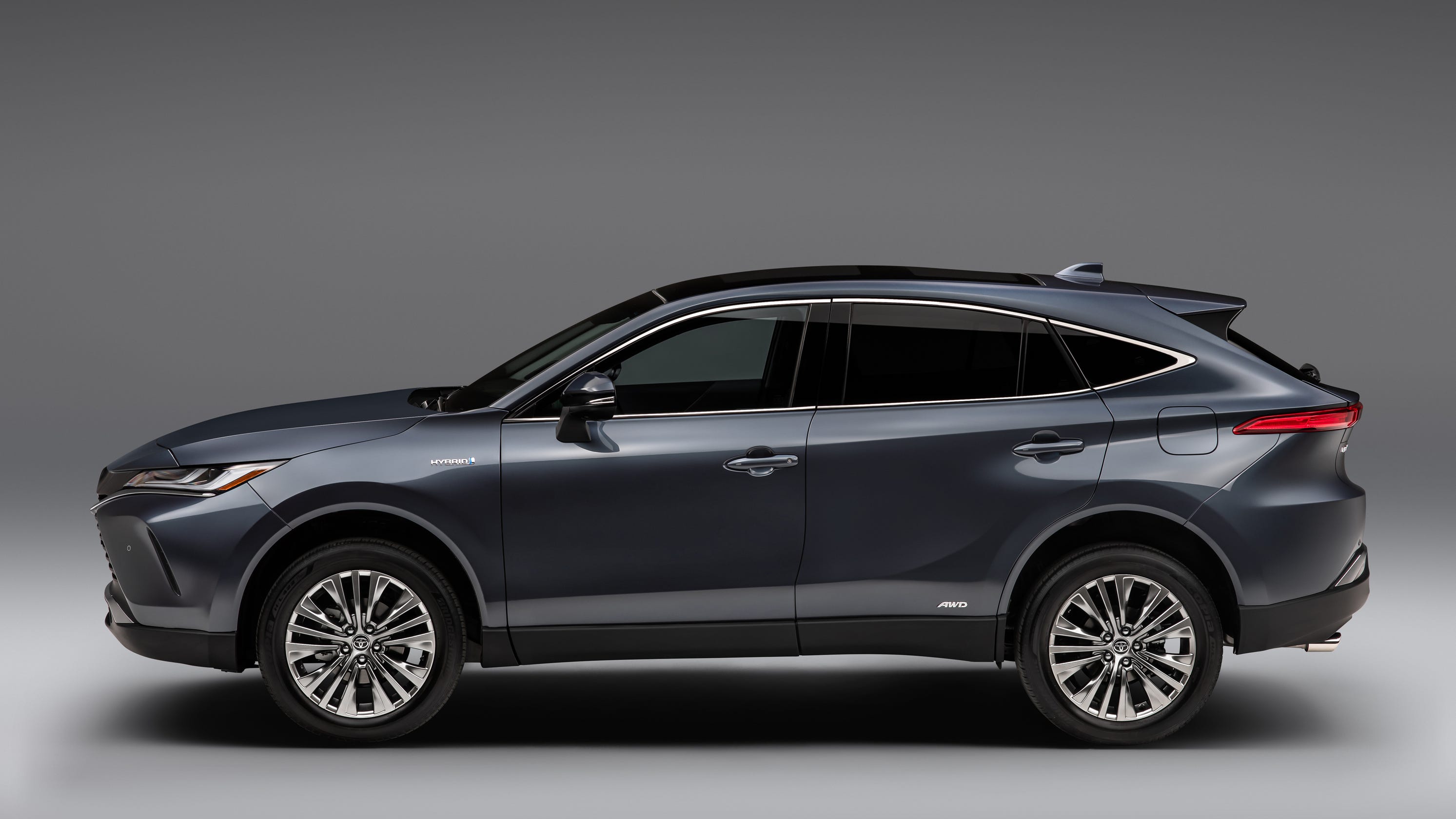 Toyota's 2021 Venza SUV and Sienna minivan hybrids set new standards