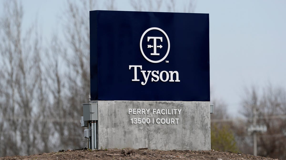 Tyson Foods schließt seine Schweinefleischfabrik in Perry, Iowa und entlässt 1.200 Arbeiter