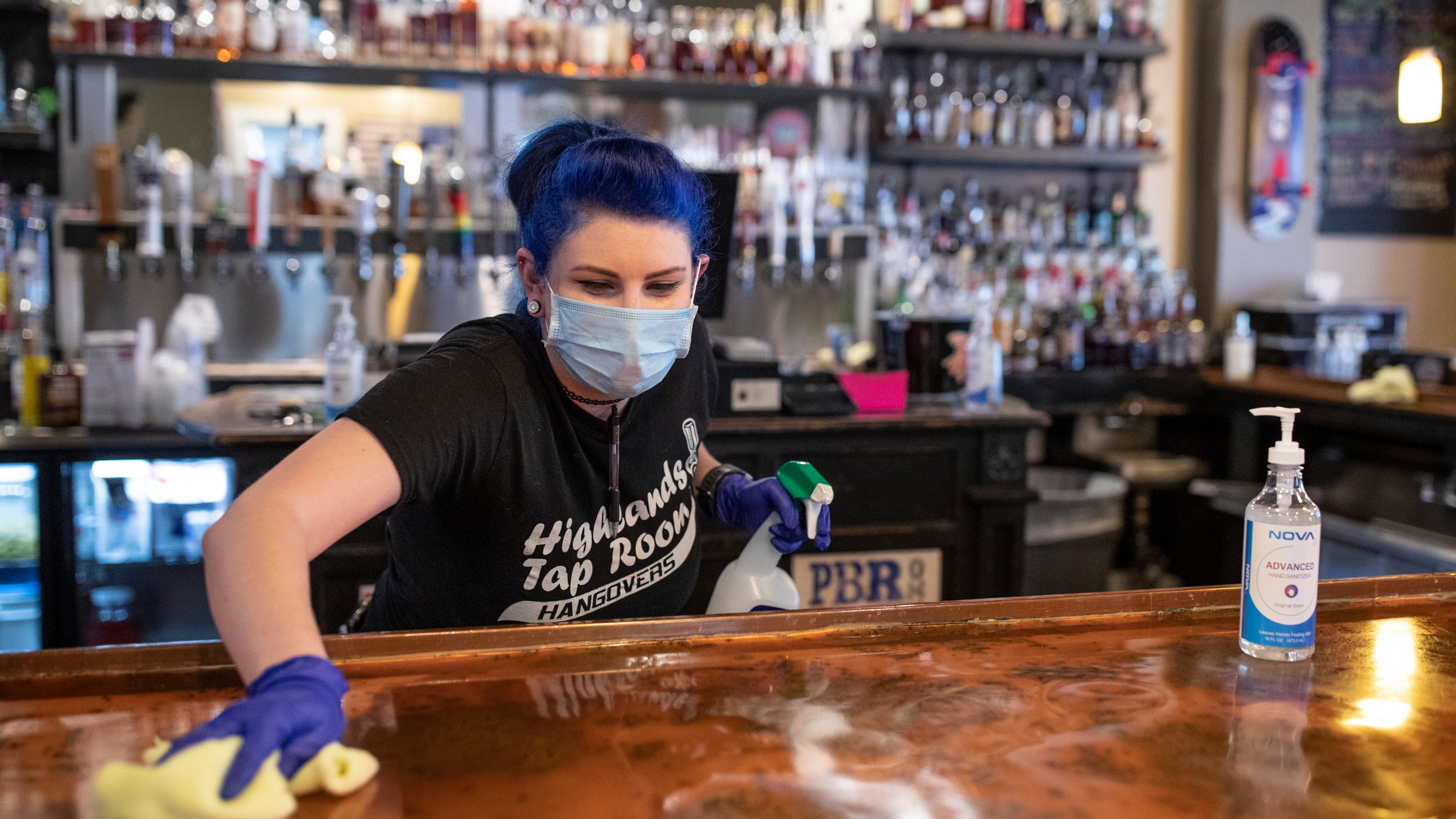 Coronavirus In Kentucky Bars Pubs To Reopen Alongside Restaurants