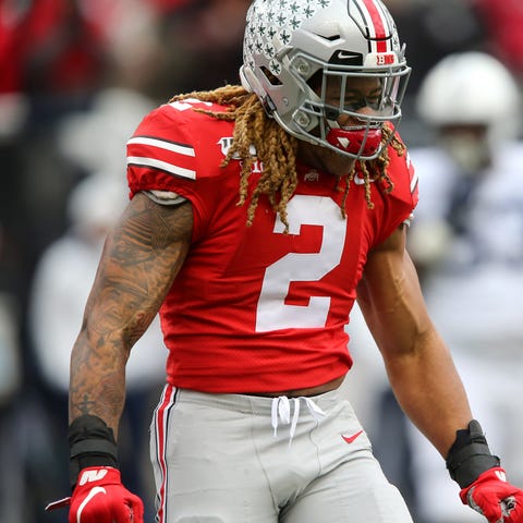 Ohio State Buckeyes defensive end Chase Young (2) 