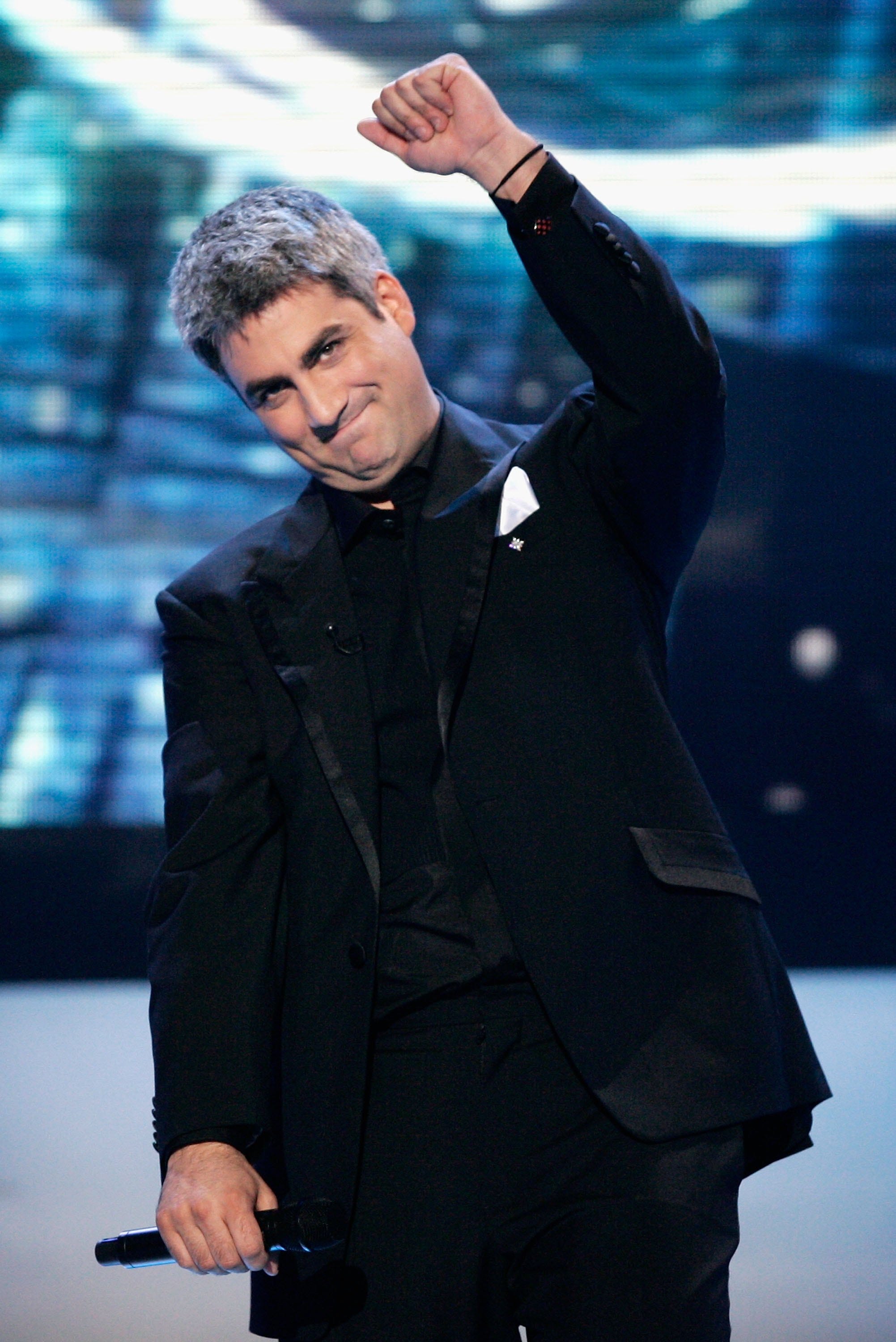 Taylor Hicks, with the help of his "Soul Patrol," was the Season 5 "Idol" winner.