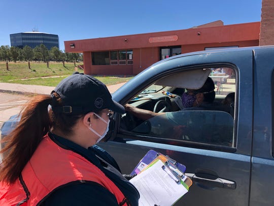 Diné College distributes stimulus checks to students