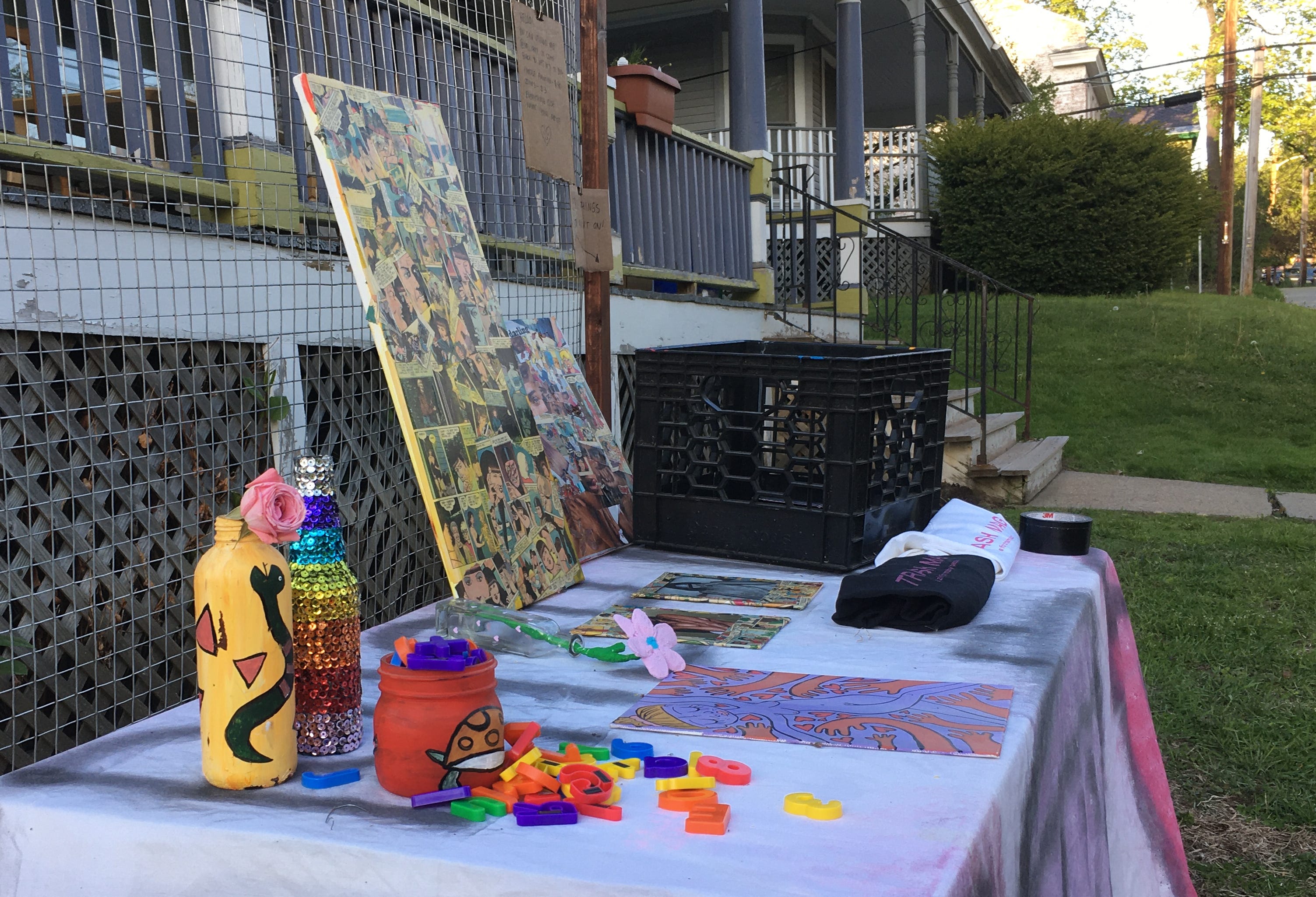 Vermont Summer Yard Sales Are Happening In These Towns [ 2050 x 3006 Pixel ]