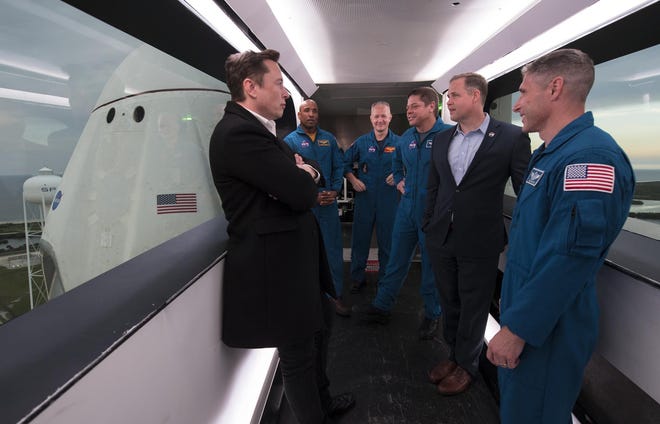 Spacex How Elon Musk Took It From An Idea To The Cusp Of History