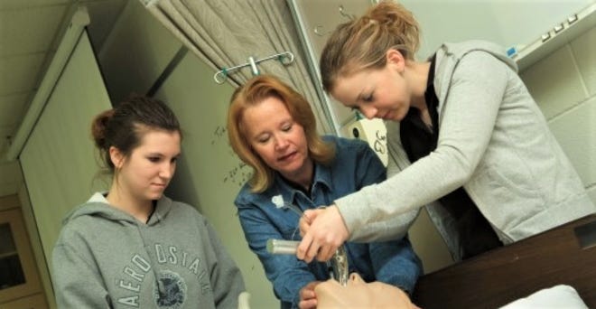 Zane State College offers a respiratory care program through a partnership with Rhodes State College in Lima.