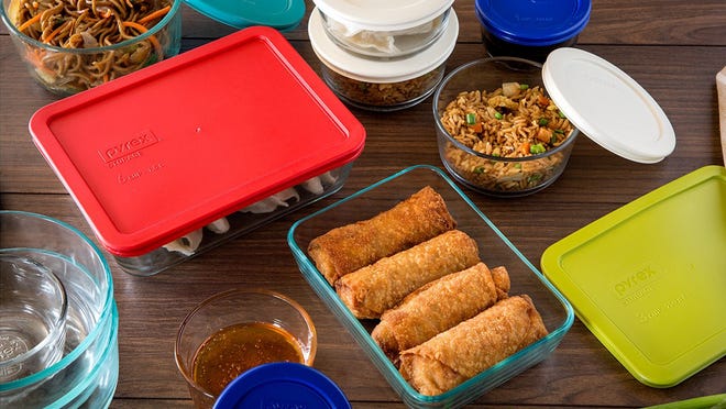 Save on this high-quality Pyrex storage set.