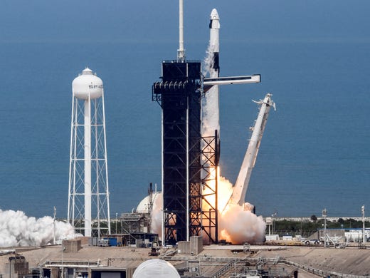 Spacex And Nasa Just Made History By Launching Astronauts From Florida