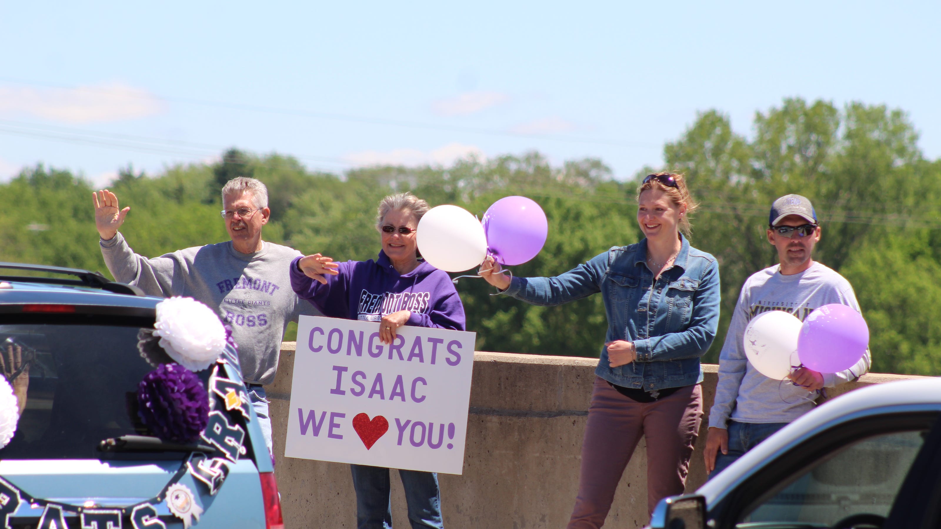 Fremont Ross High School celebrates 2020 graduation with parade