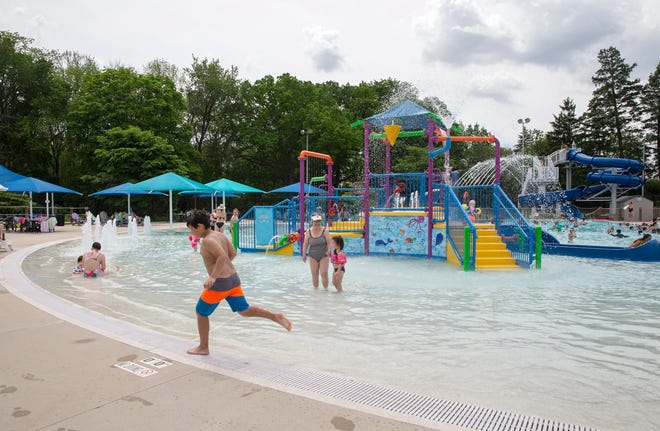 Tosa Pool at Hoyt Park in Wauwatosa open for summer with restrictions Tosa Pool at Hoyt Park in Wauwatosa open for summer with restrictions