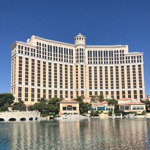 The Bellagio fountain resumed shows June 4, 2020 a