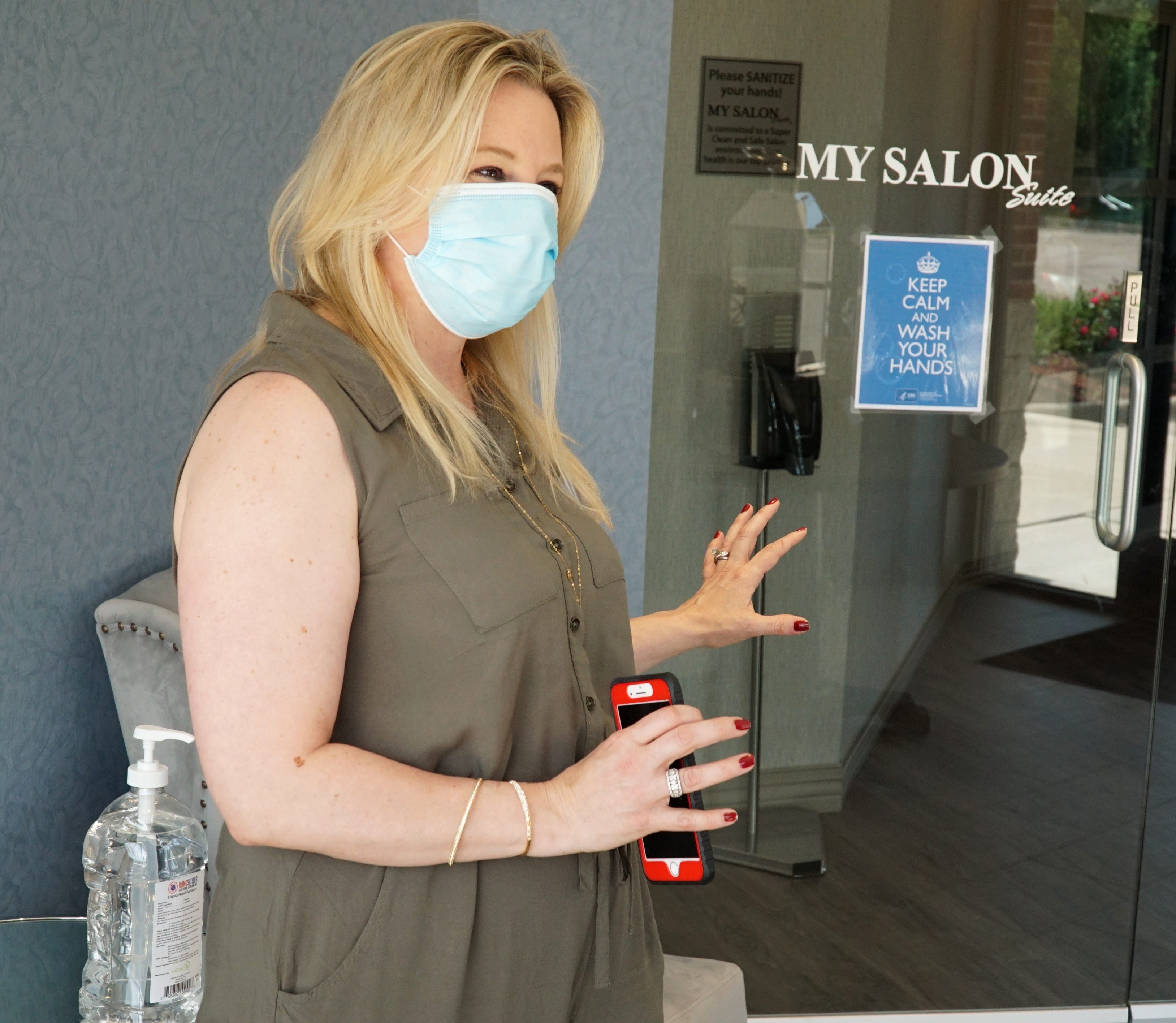 Michigan salon owner reacts to reopening news