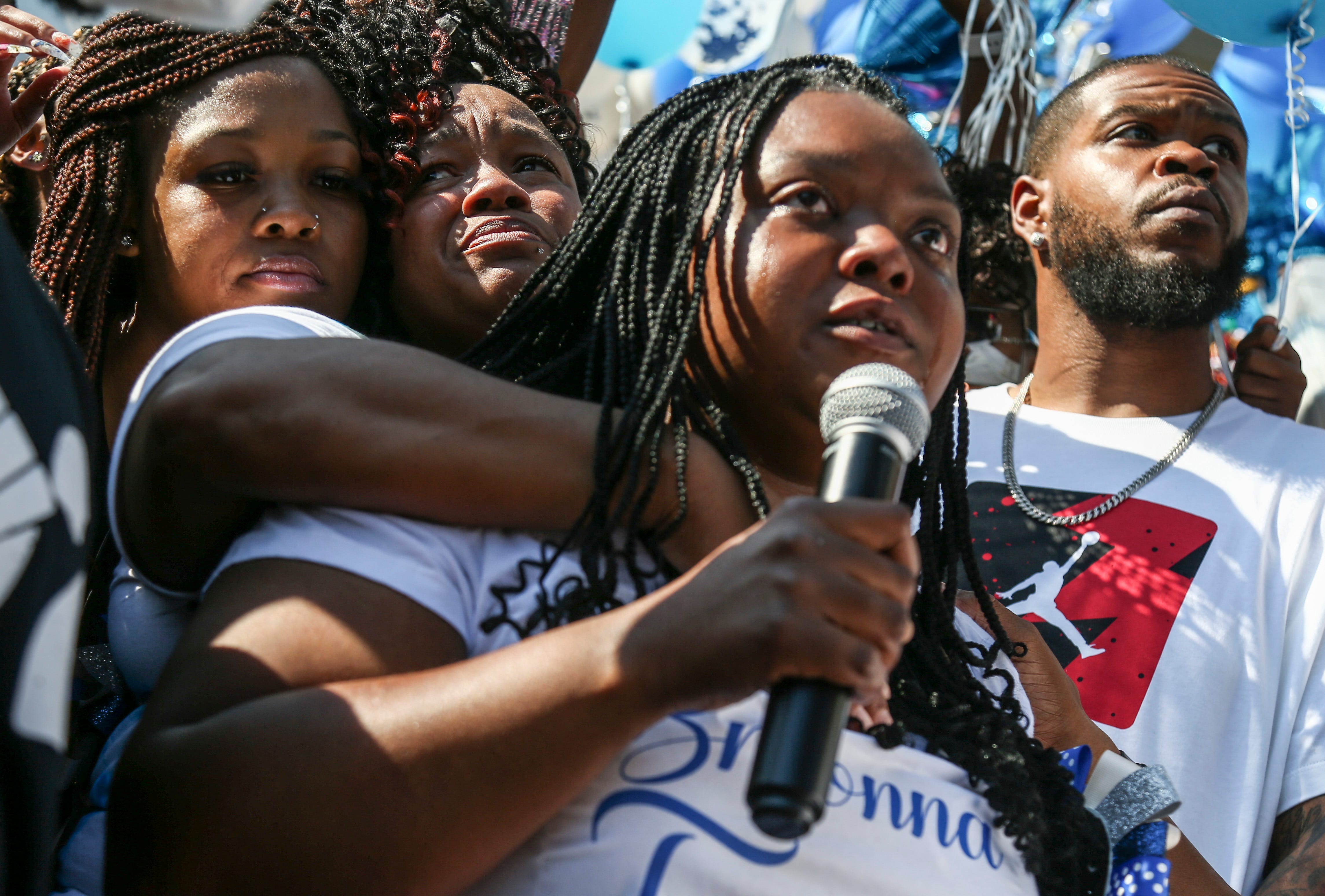 Bianca Austin, aunt of slain EMT Breonna Taylor, remembers her niece Saturday at the steps of Metro Hall.