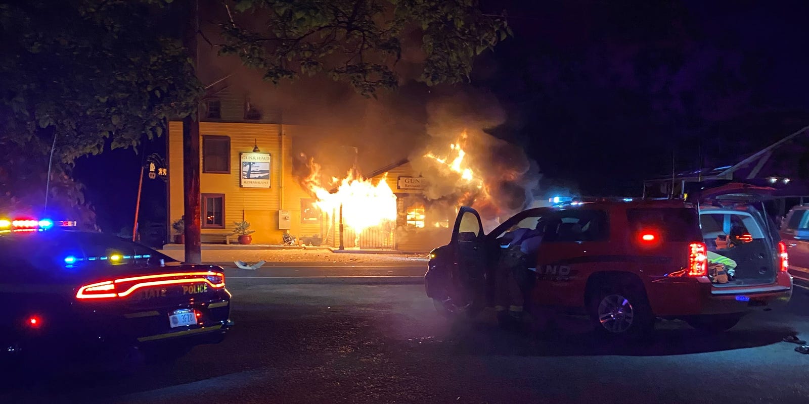 Driver crashes into Gunk Haus, faces charge after rescue police