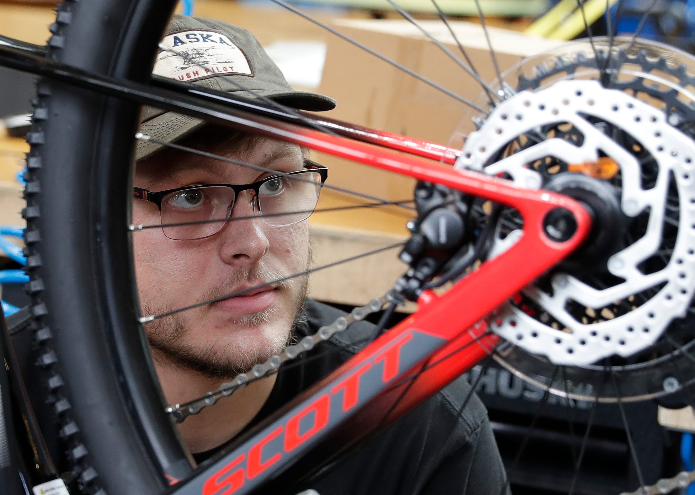 the bike hub de pere