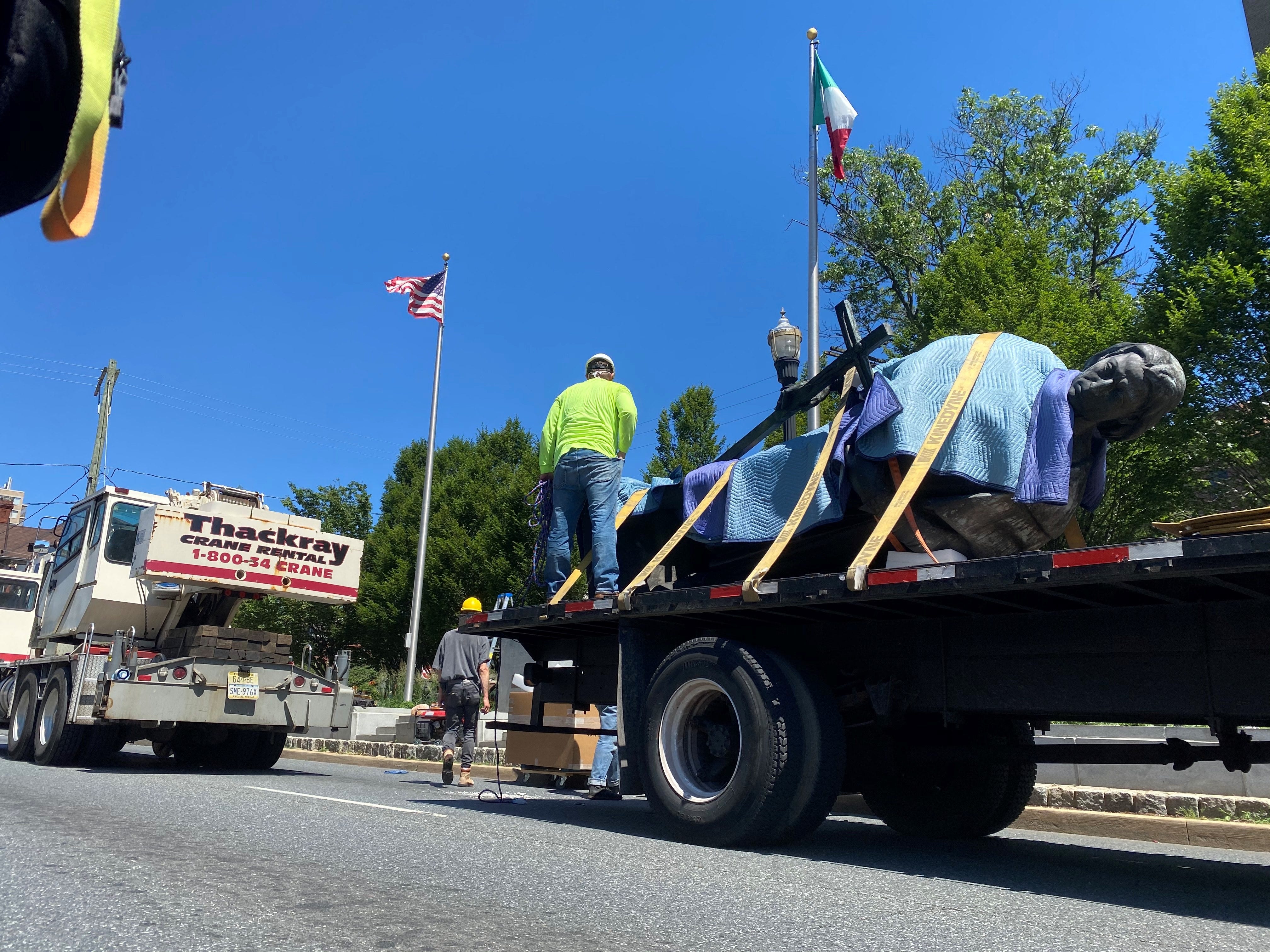 Wilmington removing Caesar Rodney, Columbus statues