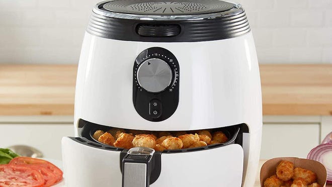 The Dash air fryer is easy to use.