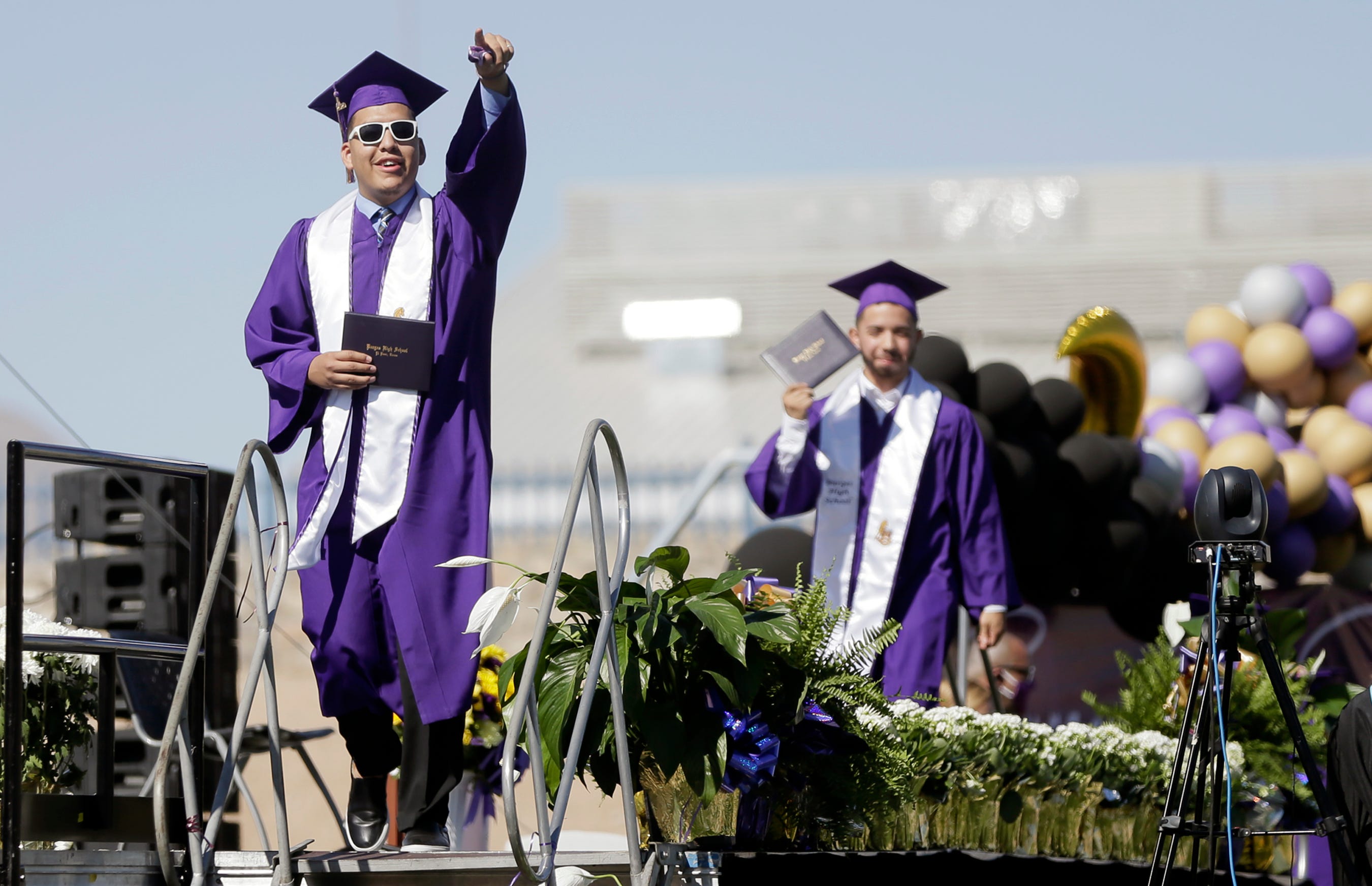 El Paso high schools plan inperson 2021 graduation ceremonies in June