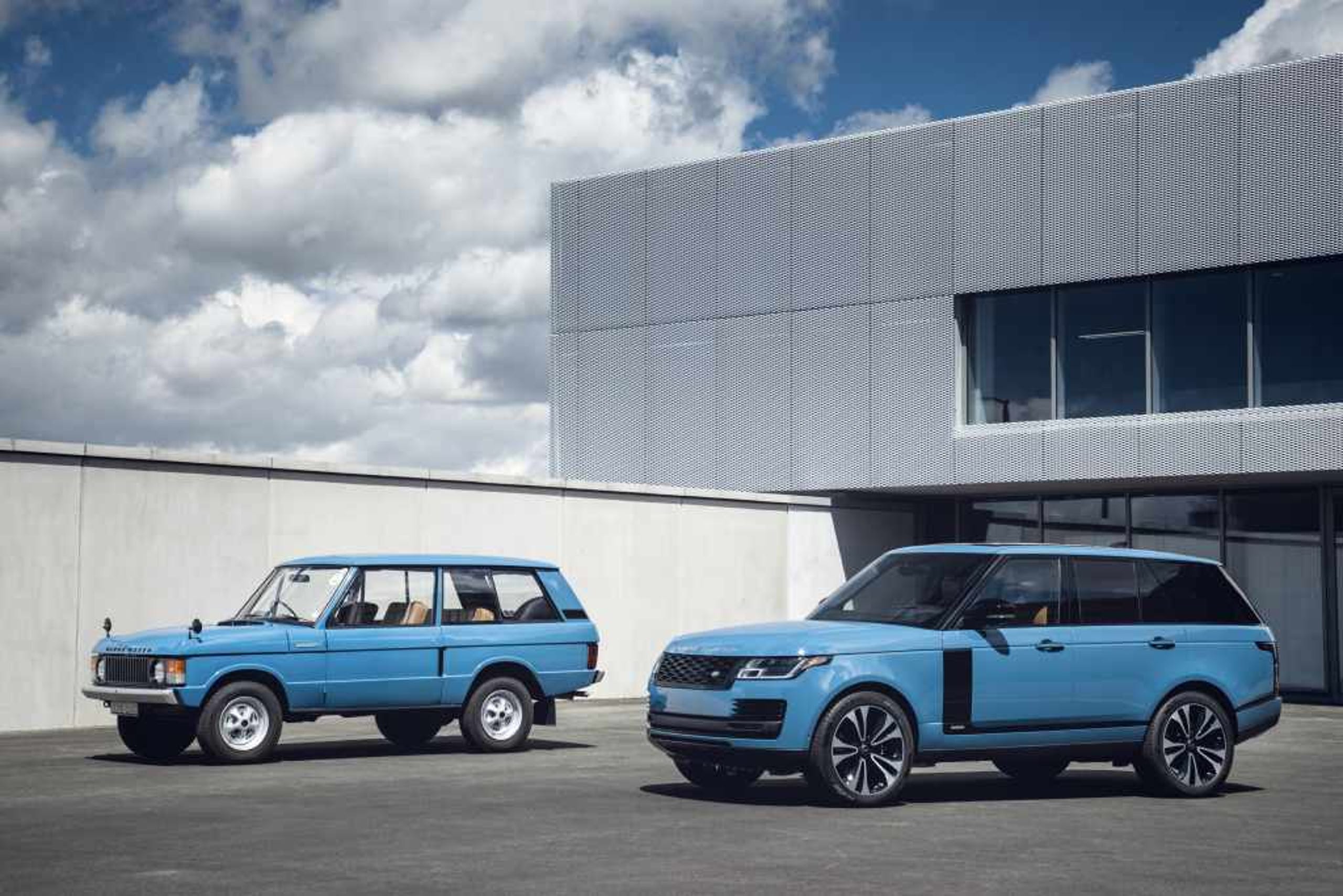Mondwater nadering straf Range Rover turns 50: New SUV harks to the 1970's original