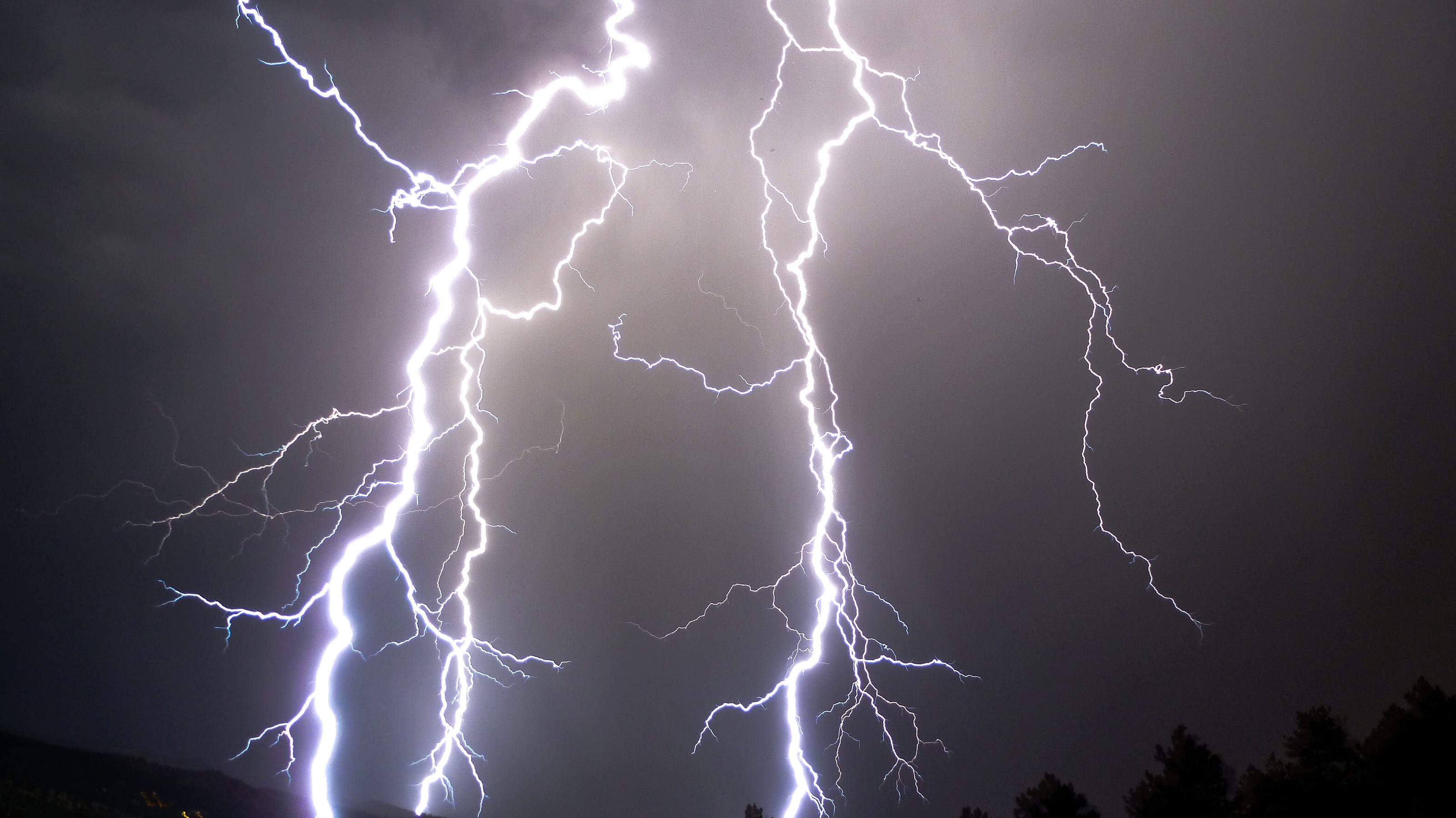 Lightning world record Records set for duration, length of strikes