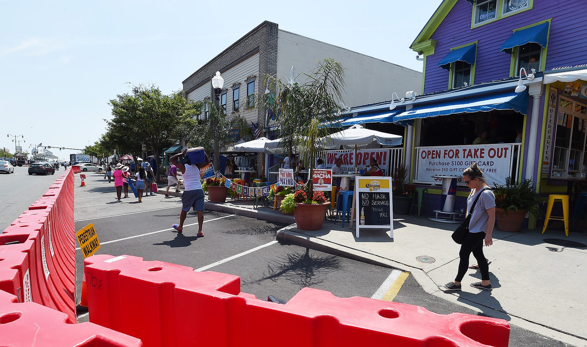 Rehoboth restaurants will have to pay for outdoor dining barricades