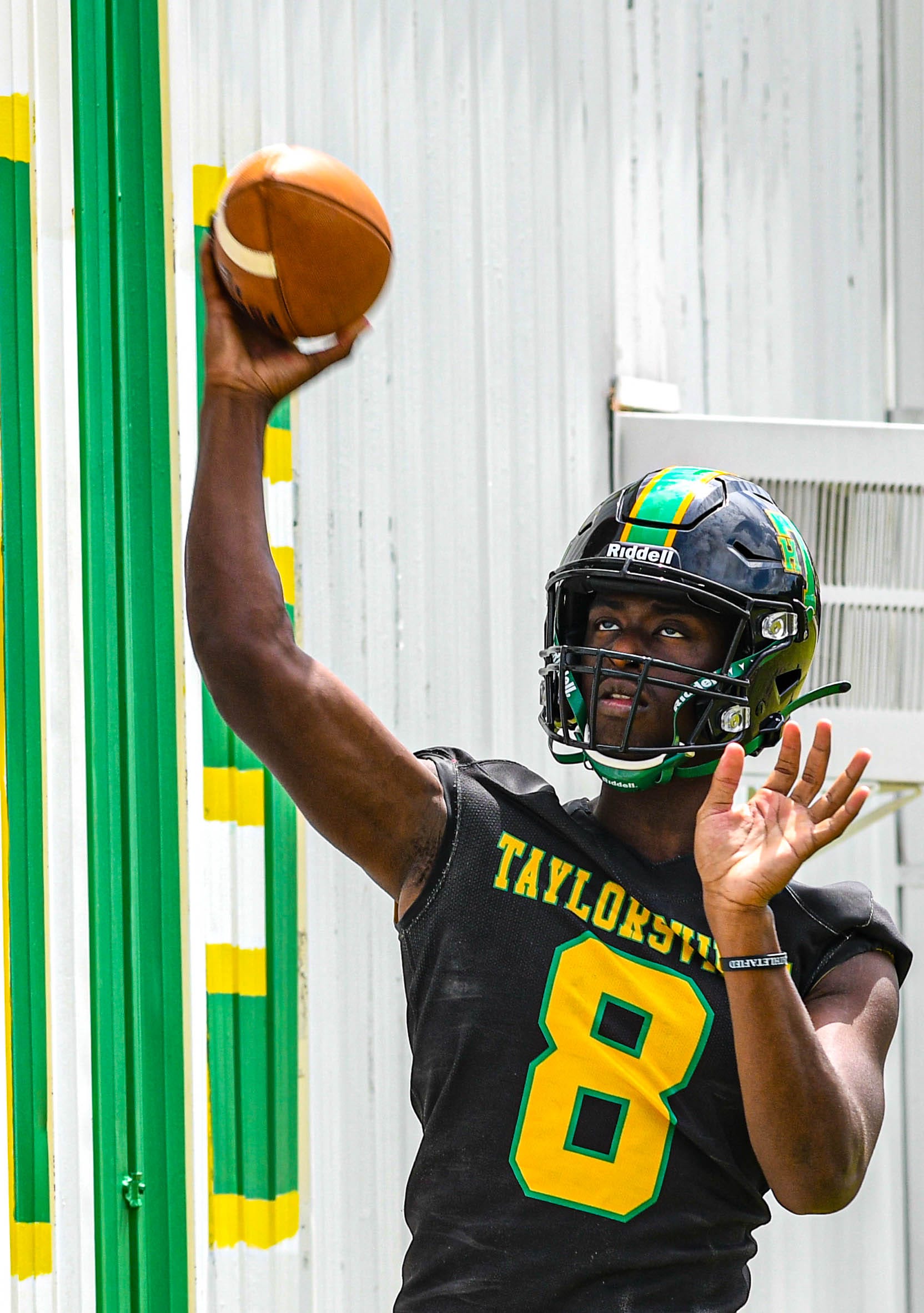 Dandy Dozen QB Ty Keyes stays in Mississippi, commits to Southern Miss