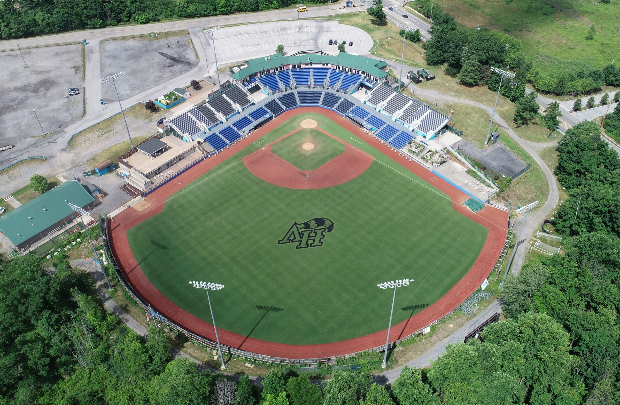 Renegades join Yankees organization, extending season