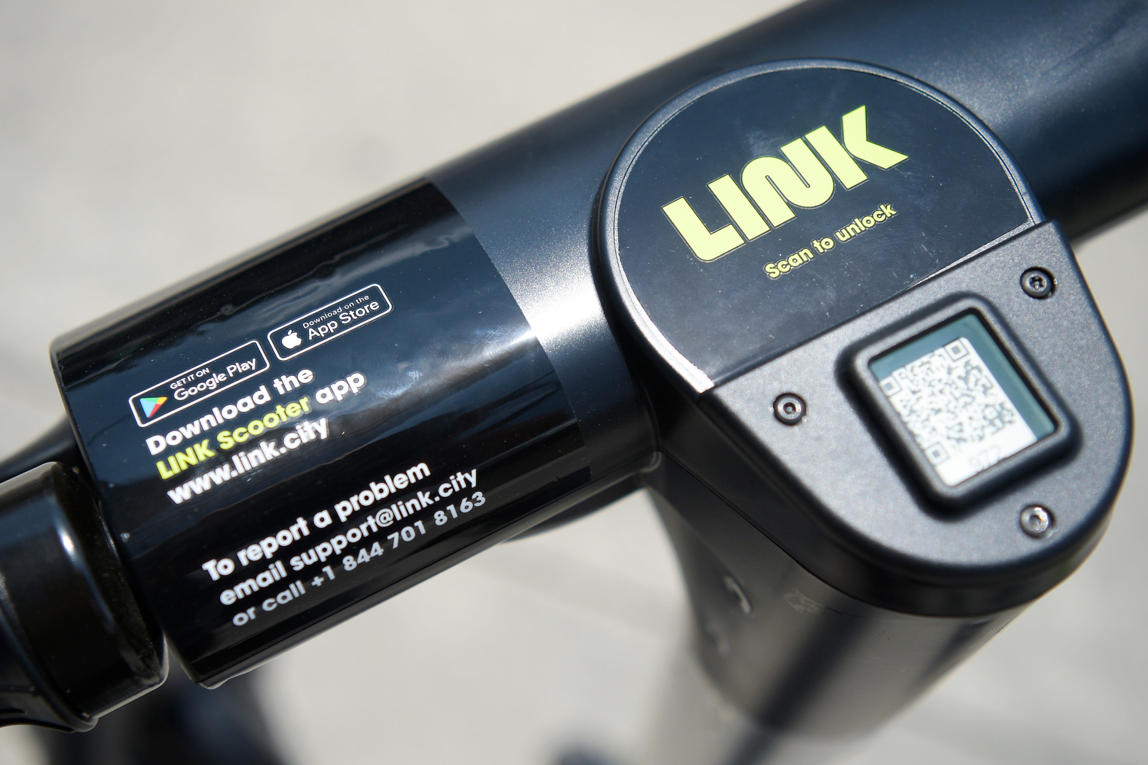 Superpedestrian LINK scooters come to Knoxville with COVID19 policy