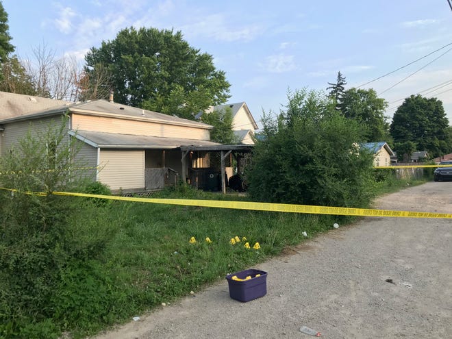 Indiana State Police are investigating the early Sunday shooting death of a Muncie man by city police. The shooting took place about 2:10 a.m. in an alley between the 2100 block of South High Street and  Walnut Street.