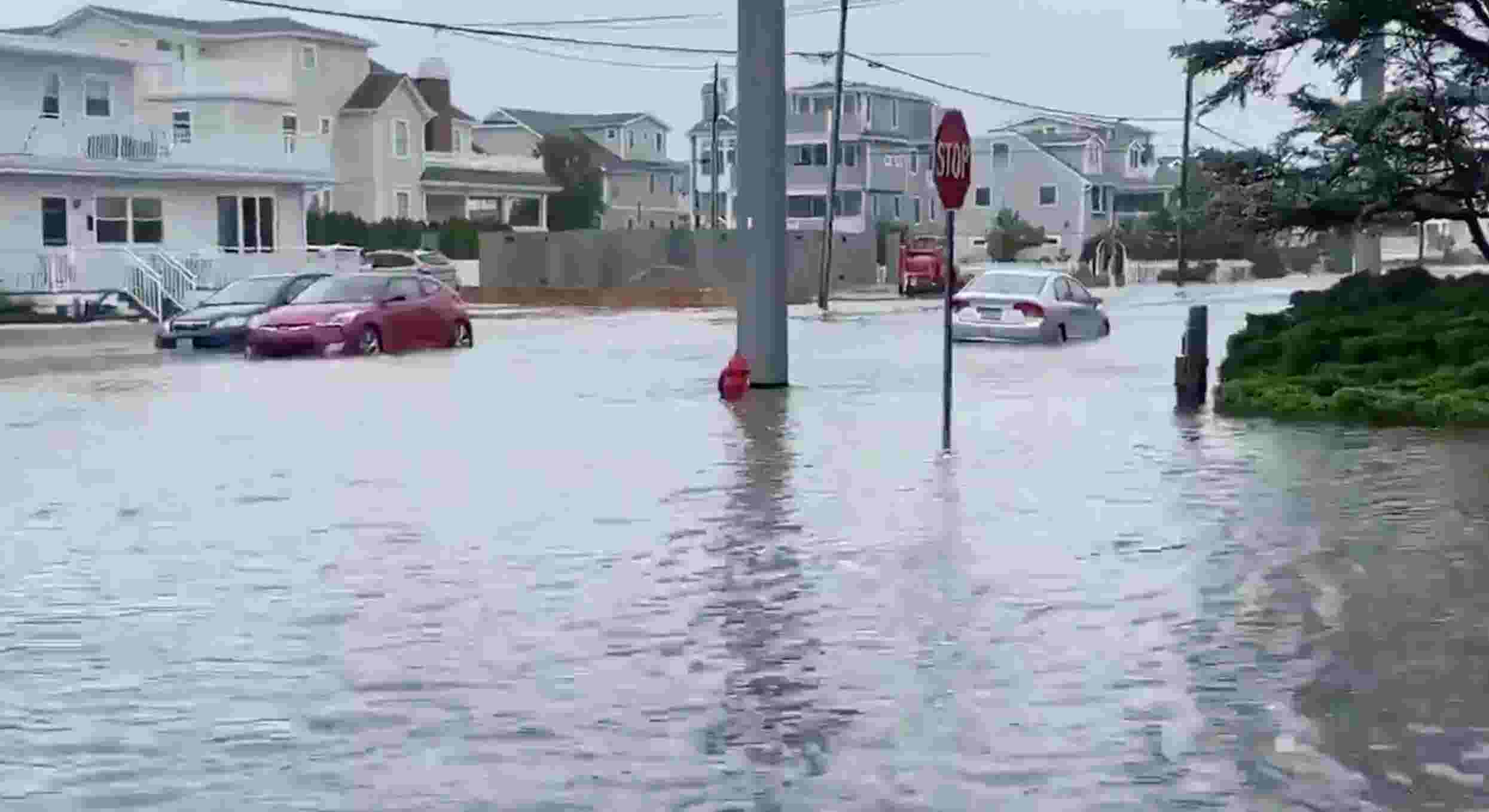 NJ weather Flooding in Avalon