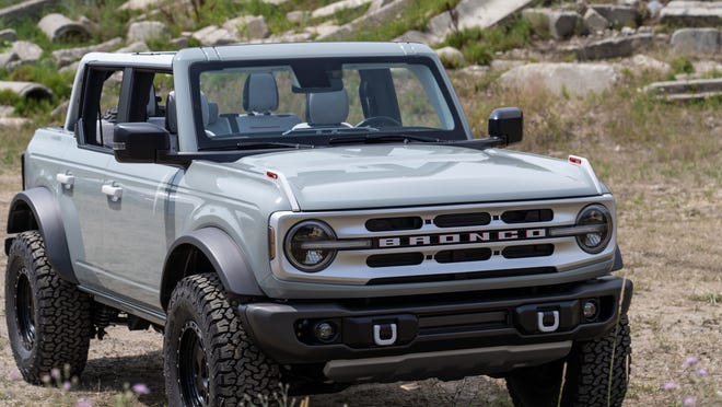 The Ford Bronco is back: Ford reveals 2021 Bronco SUV ...