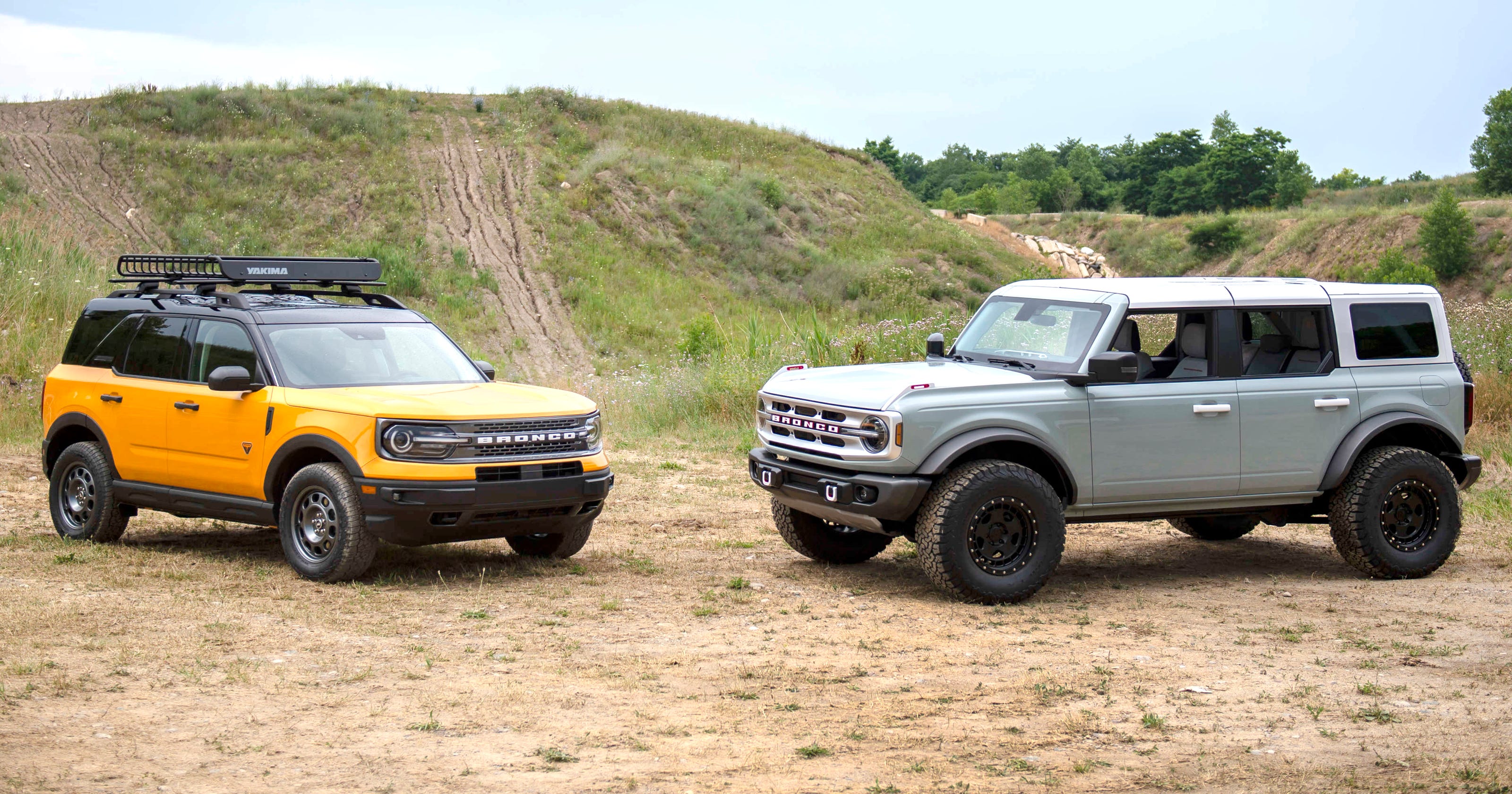 New Ford Bronco Debuts Challenges Jeep For King Of The Hill