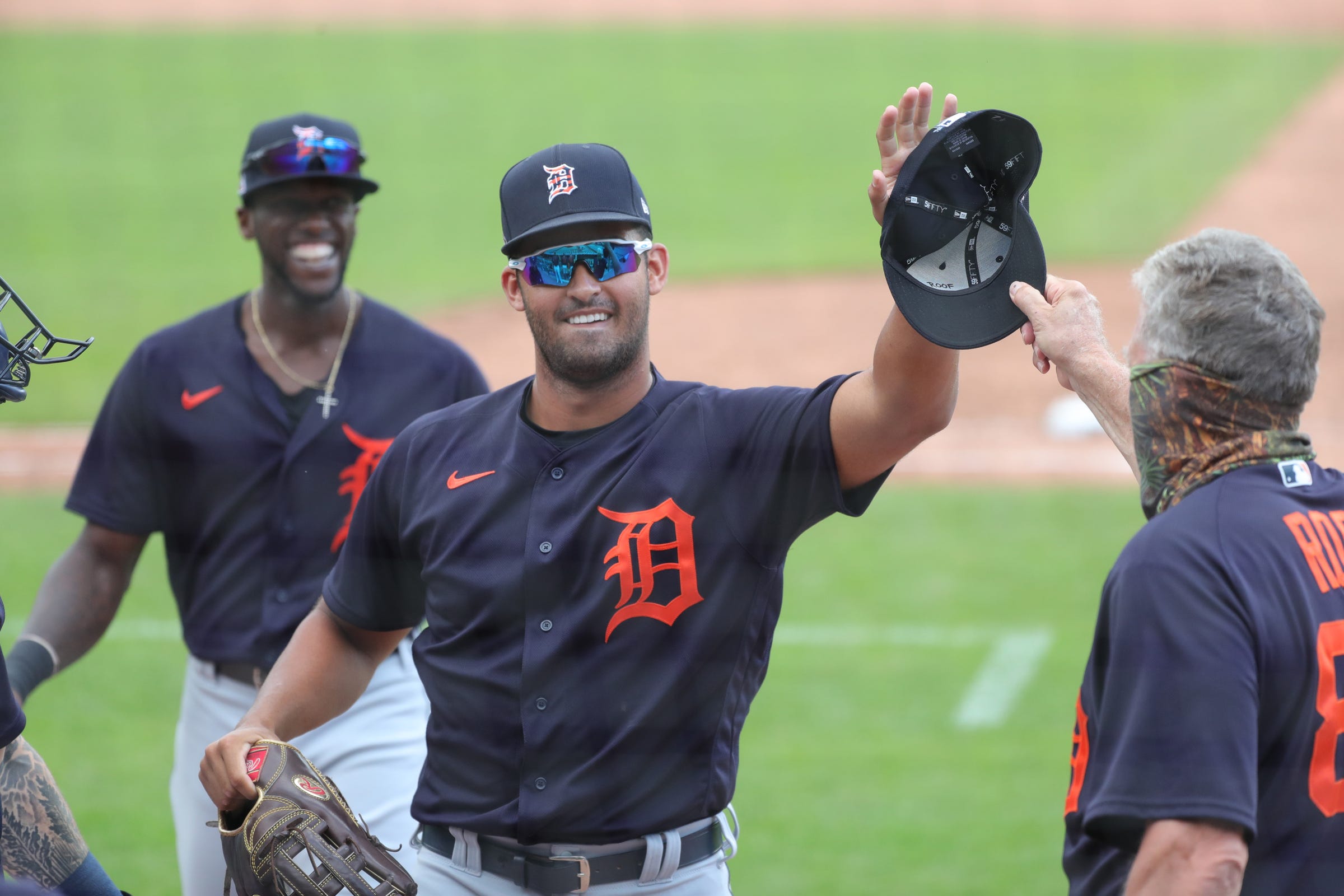 green detroit tigers shirt