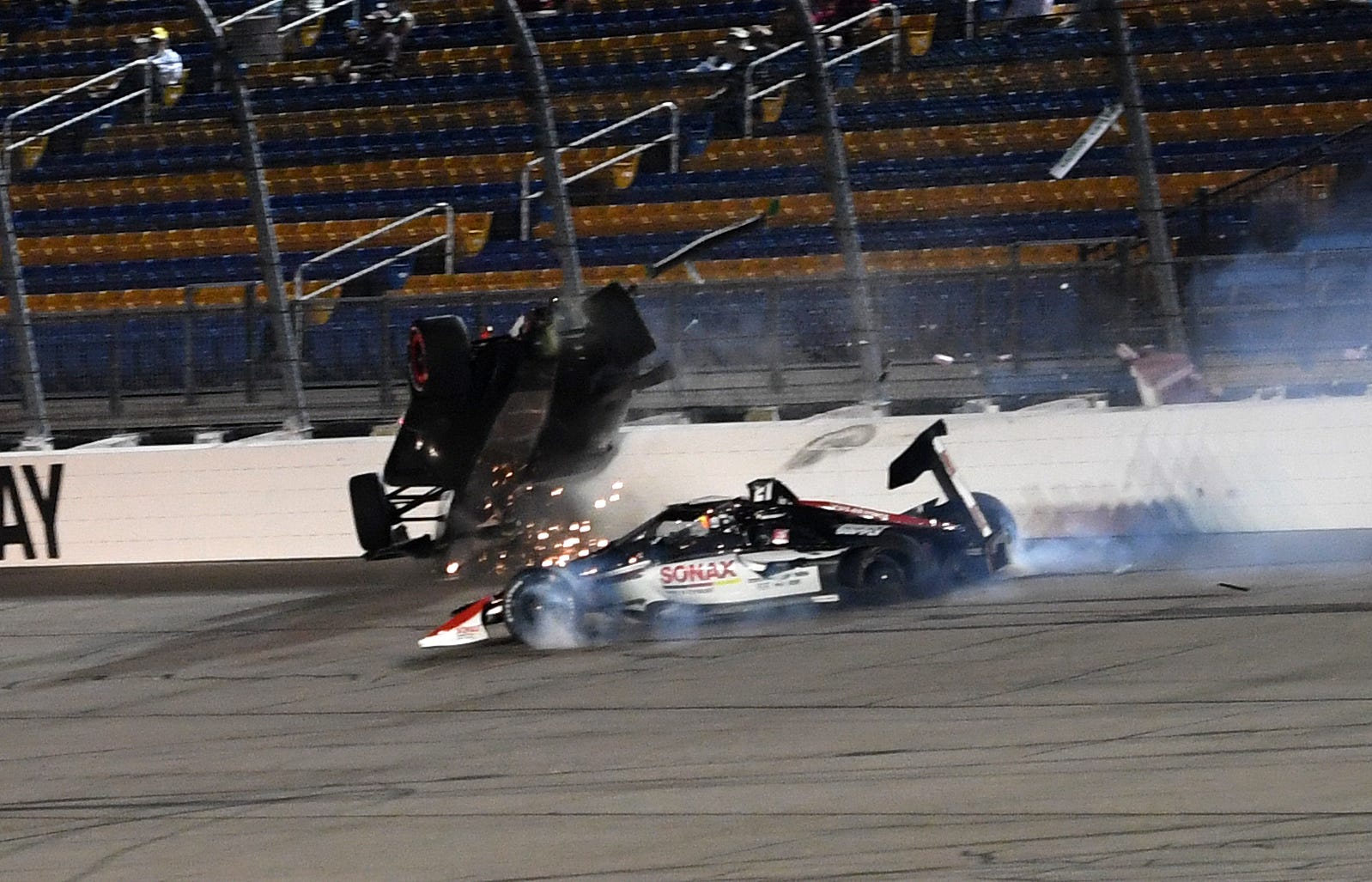Indycar S Aeroscreen Pivotal In Keeping Drivers Safe At Iowa Indycar S Aeroscreen Pivotal In Keeping Drivers Safe At Iowa
