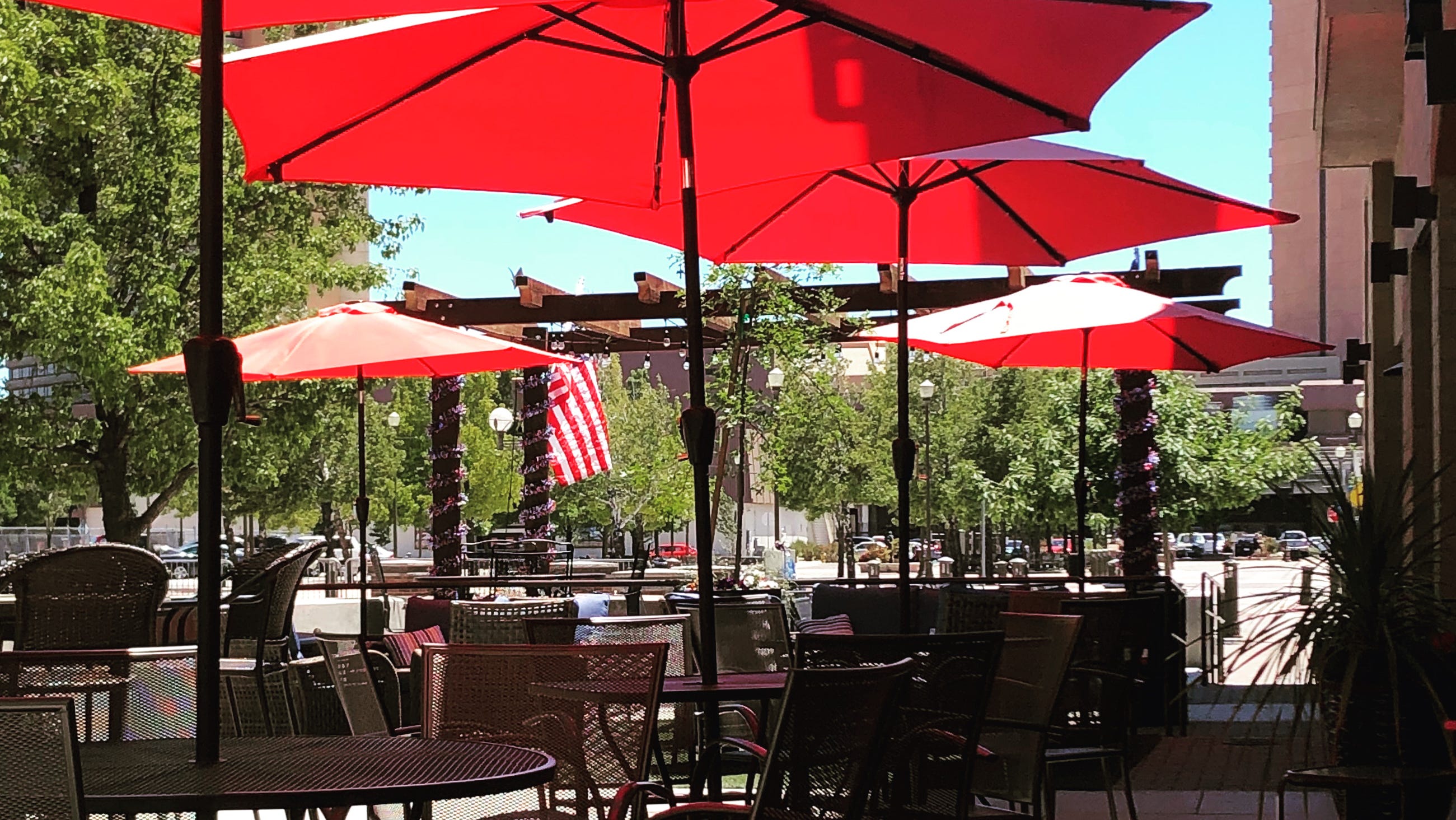 Reno restaurants with outdoor dining near me during COVID-19